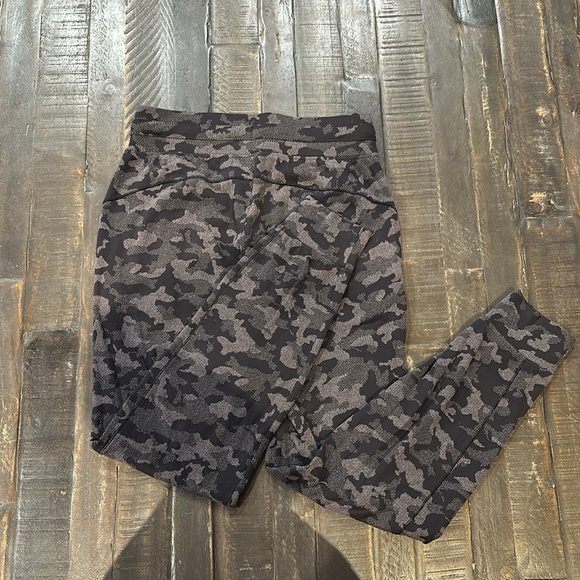 Lululemon Ready To Rulu Jogger Black Lunar Rock Heritage Camo Jacquard Size 6 - Picture 7 of 8